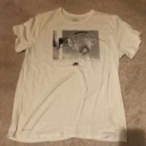 nike tee